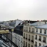 Appartement With Balcony Under The Roofs Of *