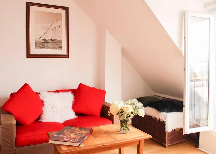 Apartment With Balcony Under The Roofs Of *
